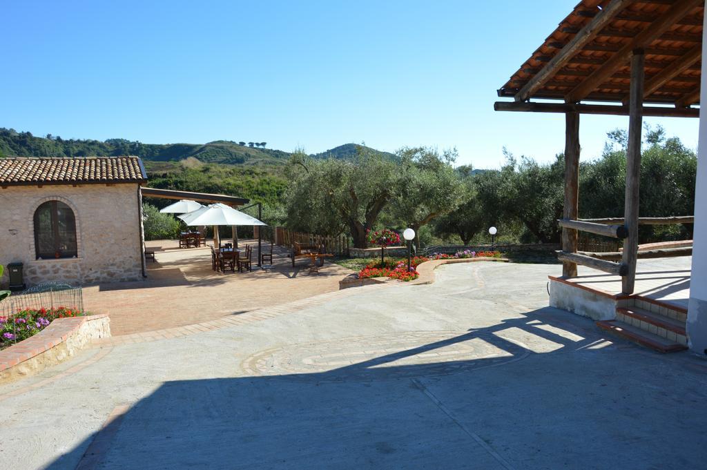Azienda Agrituristica Carida Zaccanopoli Exterior photo